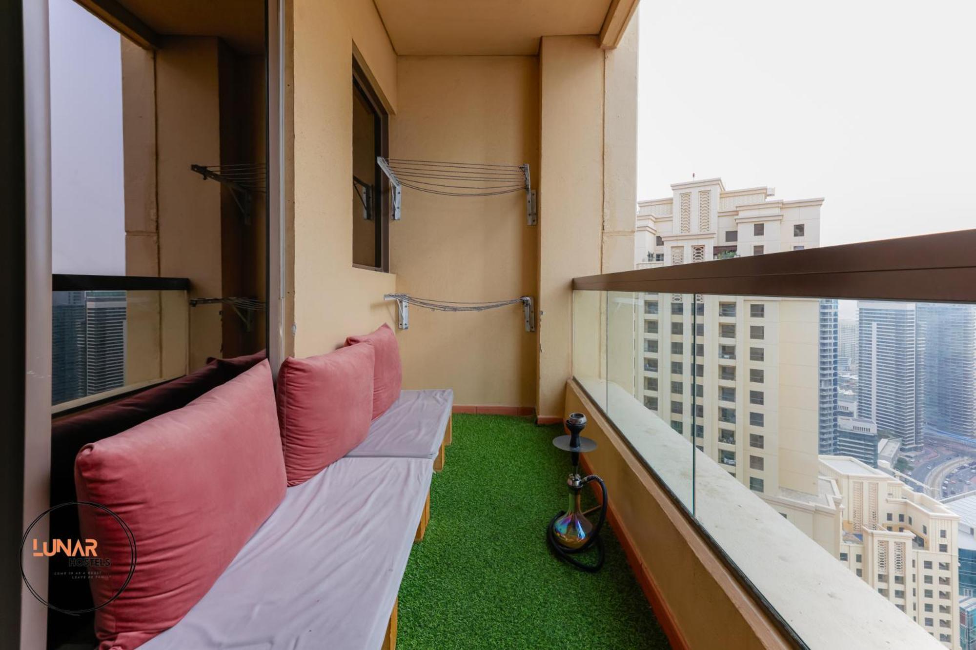 The Cozy Vibes At Jbr Apartment Dubai Exterior photo